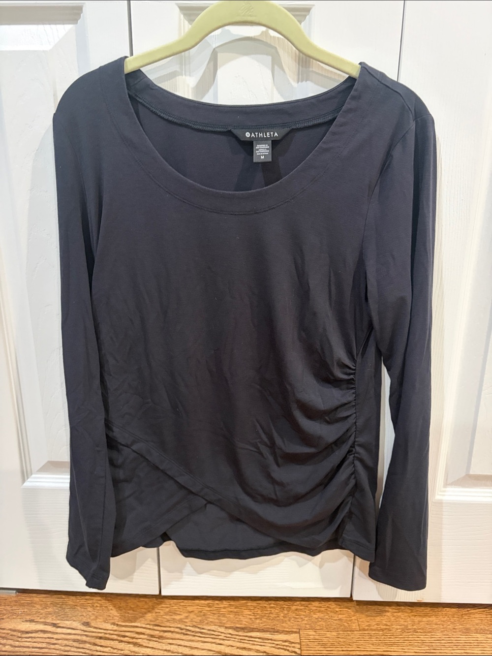 Athleta Black Long Sleeve Scoop Neck Tee with Side Ruching